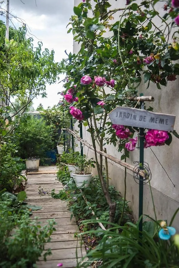 Houlala - Relais D'Etape - Chambres D'Hotes Pont-Eveque Bed & Breakfast