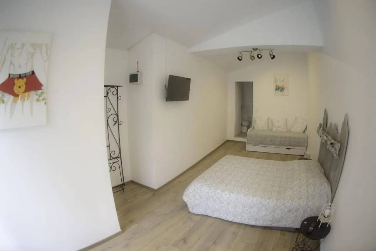 Houlala - Relais D'Etape - Chambres D'Hotes Pont-Eveque
