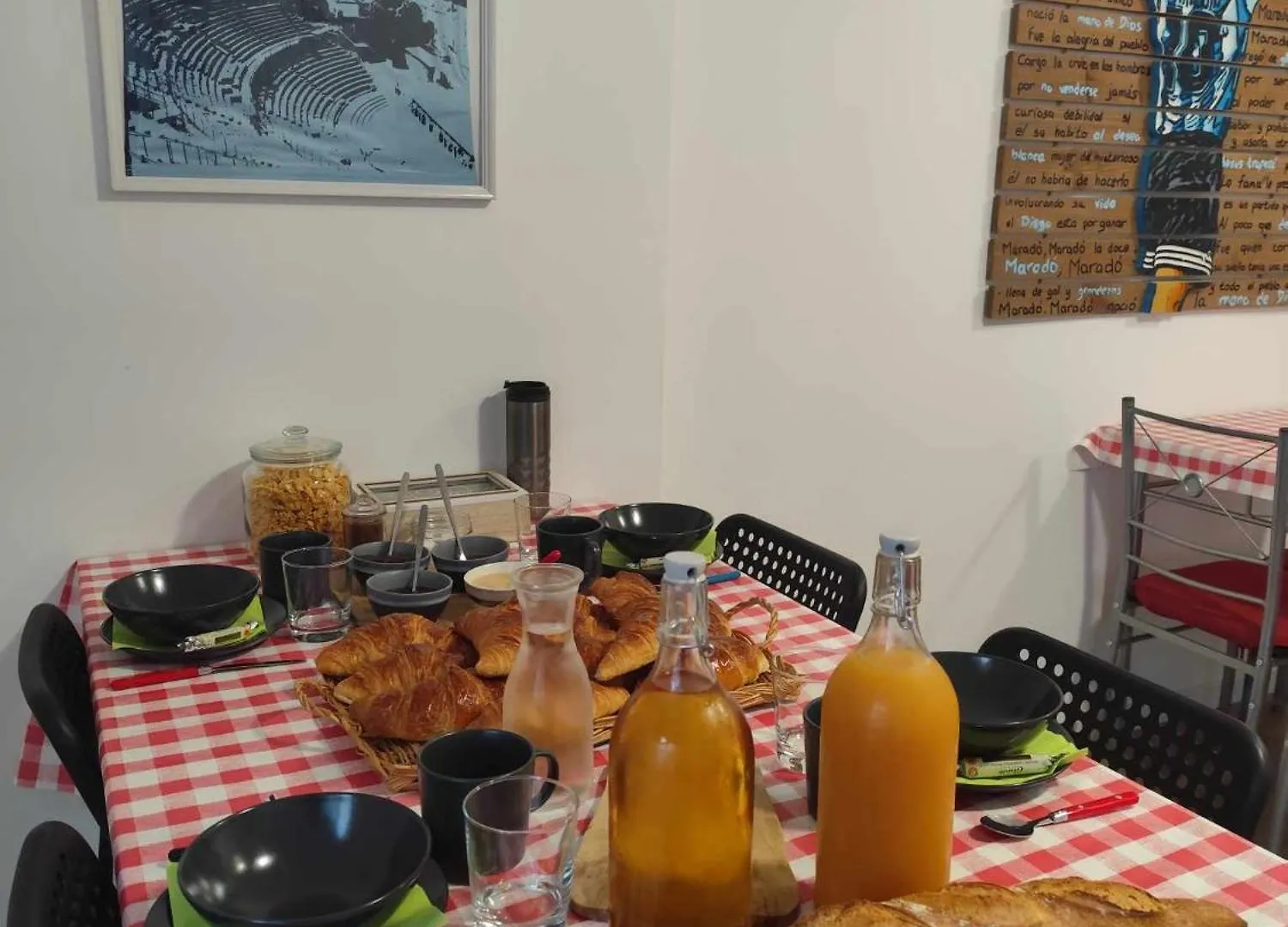 Houlala - Relais D'Etape - Chambres D'Hotes Pont-Eveque Bed & Breakfast