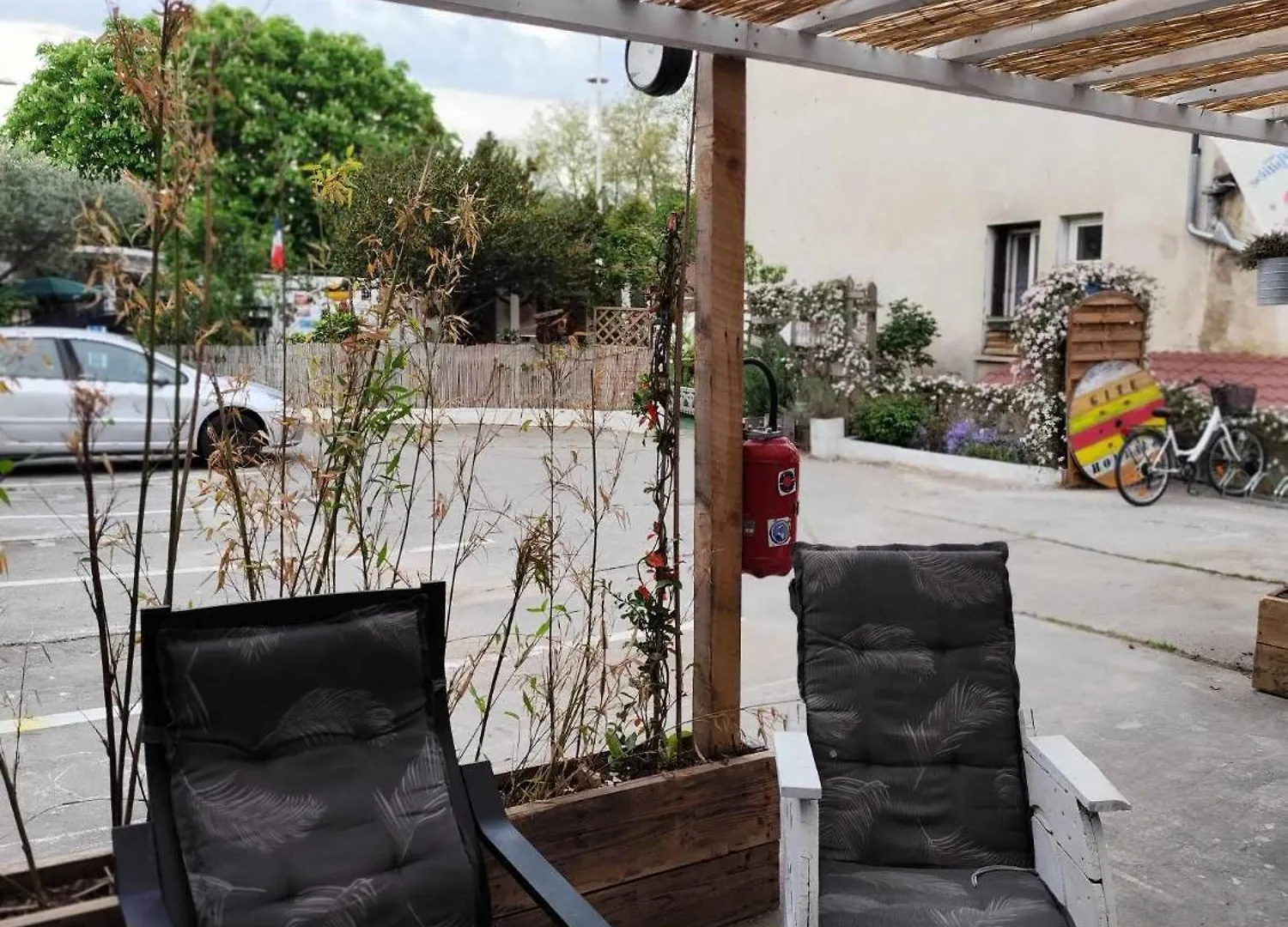 Houlala - Relais D'Etape - Chambres D'Hotes Pont-Eveque Bed & Breakfast
